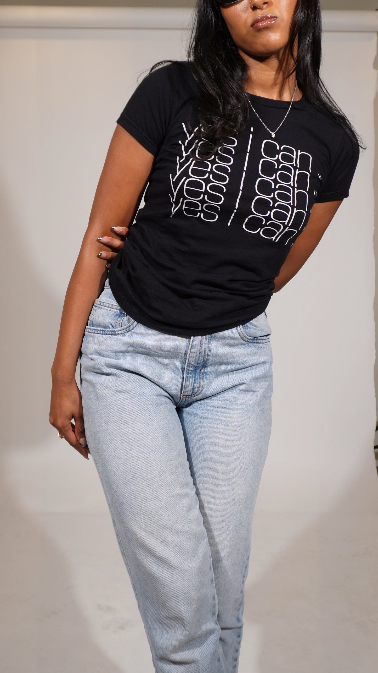 girlfriend tee (v1)