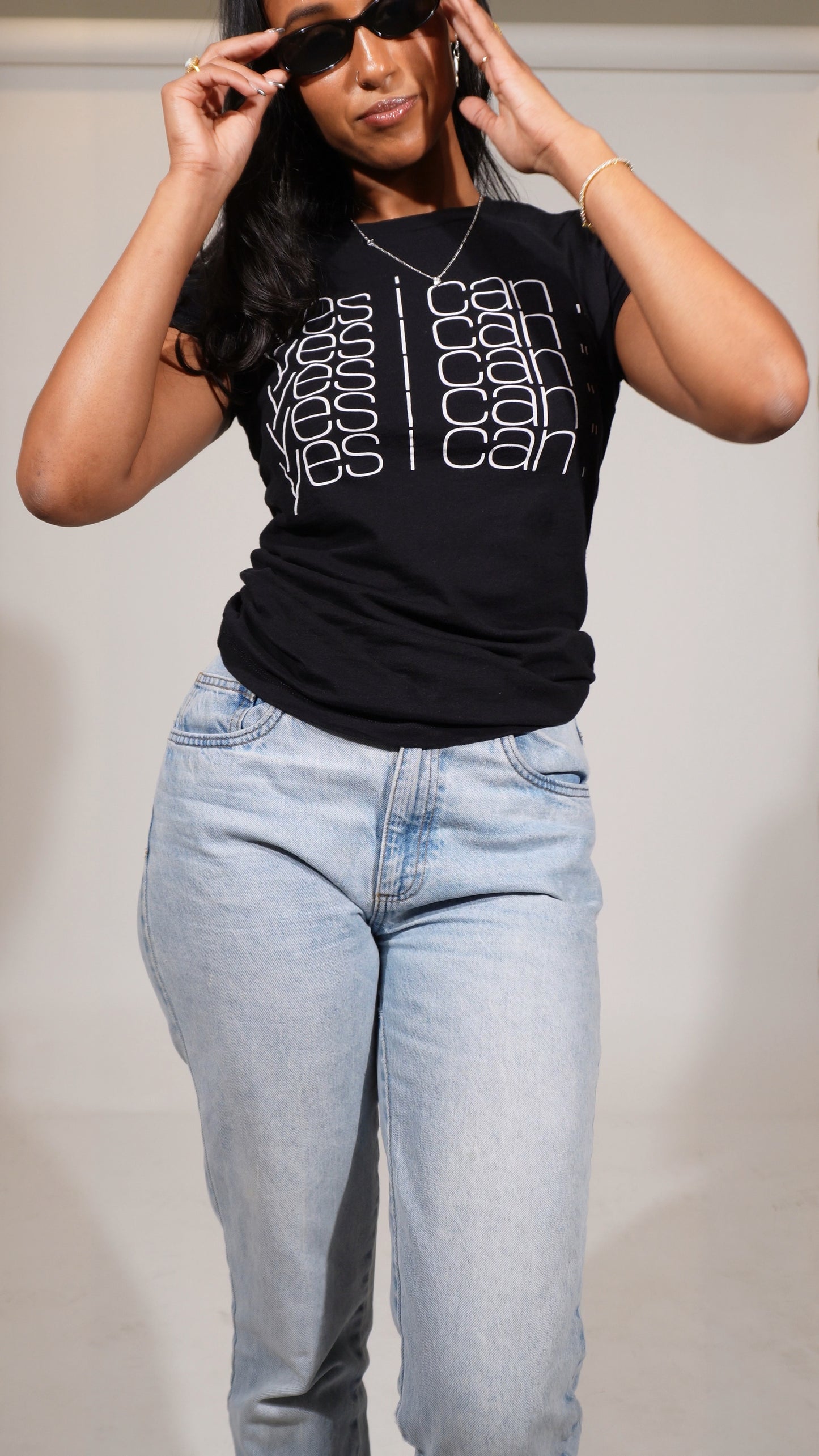 girlfriend tee (v1)