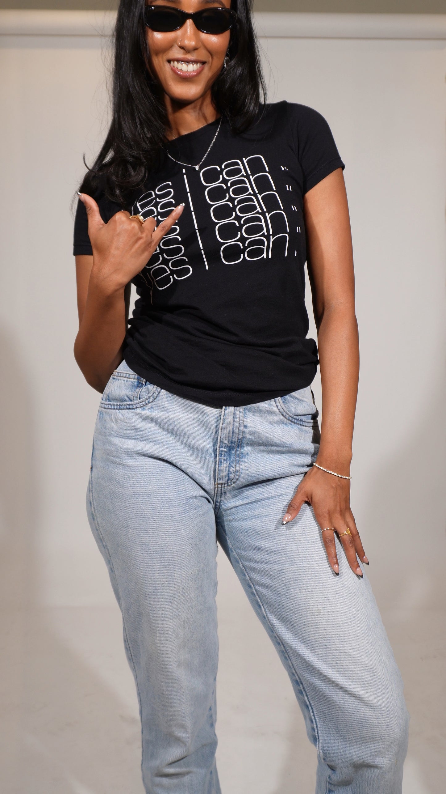 girlfriend tee (v1)